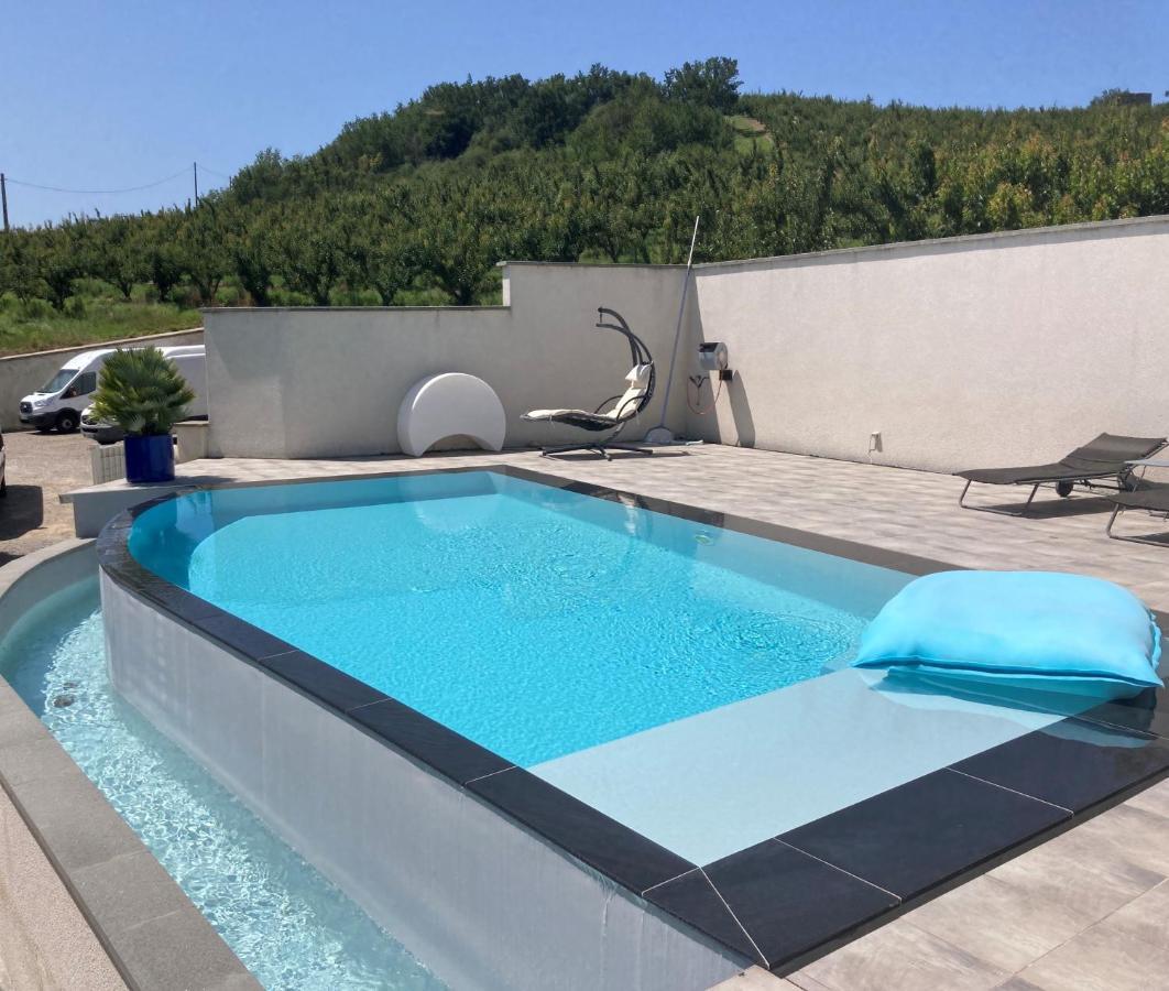 Casa Pura Vida Bed & Breakfast Albon Екстериор снимка